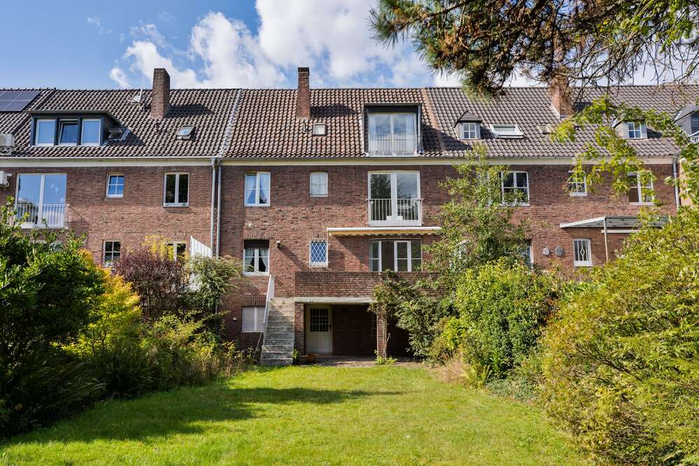 Thumbnail-Haus zum Kaufen in Krefeld 495.000,00 € 200.57 m²