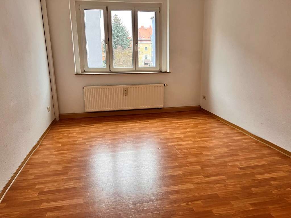 Thumbnail-Wohnung zum Mieten in Zwickau 300,00 € 50.5 m²