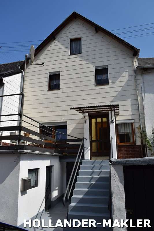 Thumbnail-Haus zum Kaufen in Burgen 69.000,00 € 75 m²