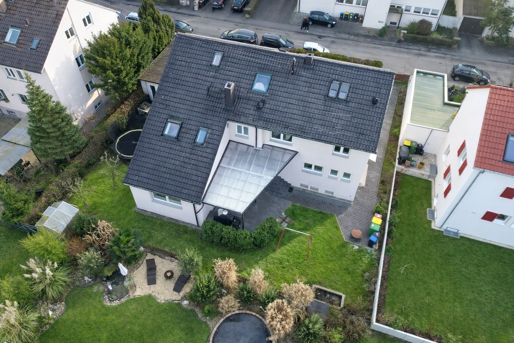 Thumbnail-Haus zum Kaufen in Ludwigsburg 1.390.000,00 € 255 m²