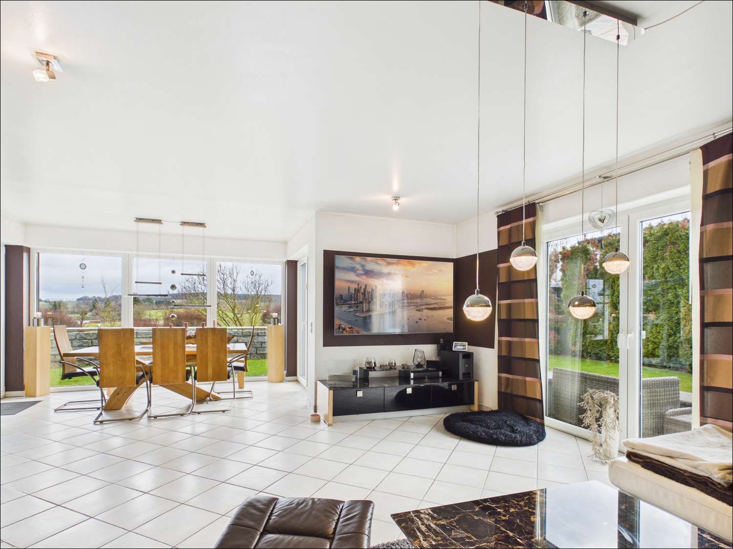 Thumbnail-Haus zum Kaufen in Großostheim Wenigumstadt 919.000,00 € 265 m²