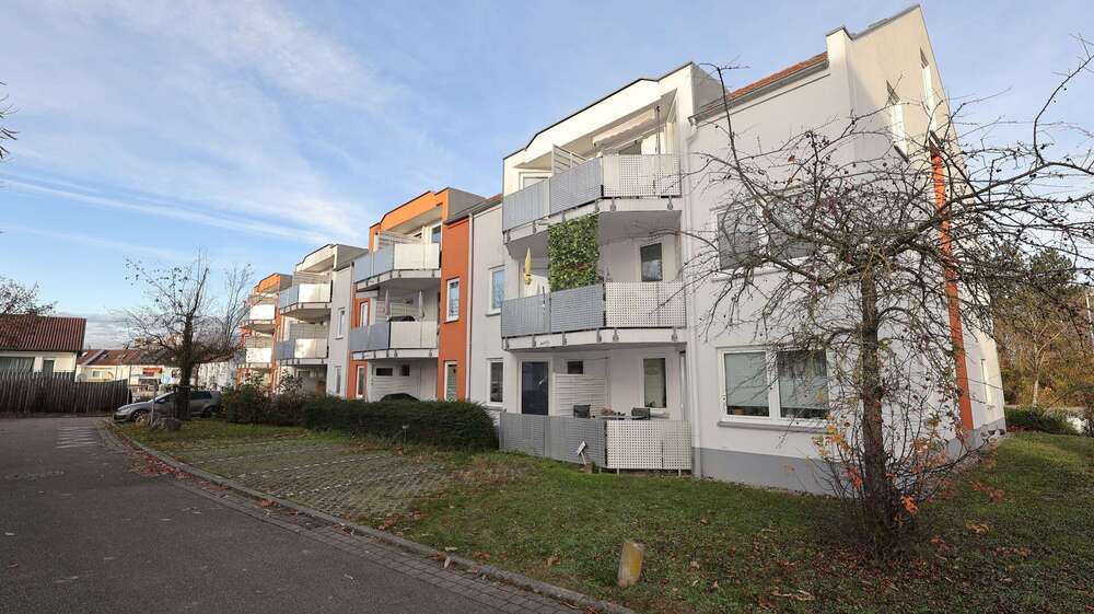 Thumbnail-Wohnung zum Kaufen in Bietigheim-Bissingen 119.000,00 € 32 m²