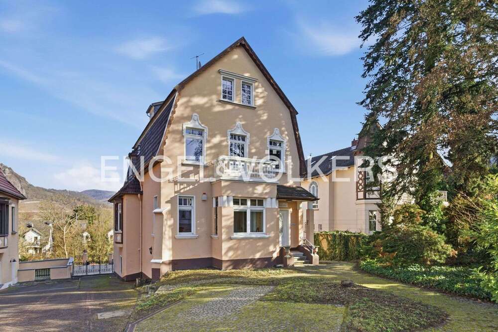 Thumbnail-Haus zum Kaufen in Bonn - Mehlem 980.000,00 € 372 m²