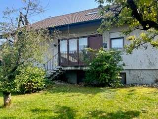 Thumbnail-Haus zum Kaufen in Laichingen 479.000,00 € 178 m²