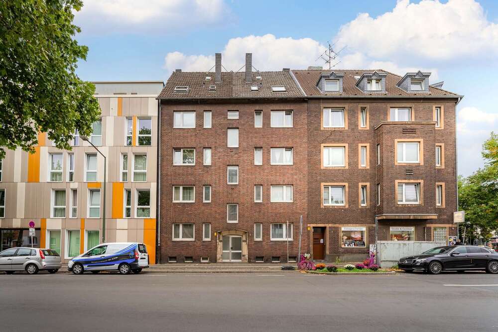Thumbnail-Haus zum Kaufen in Düsseldorf 1.220.000,00 € 478 m²