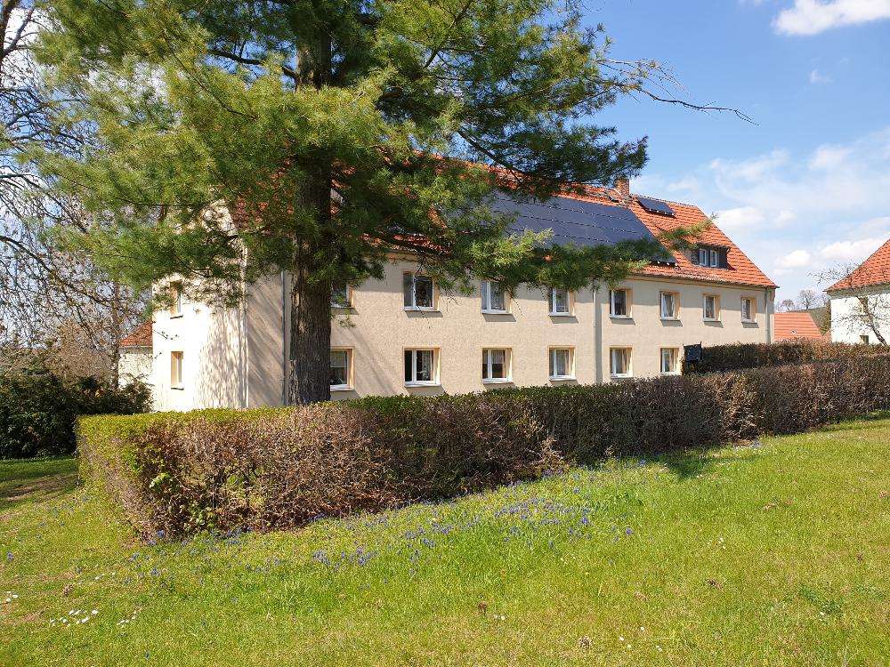 Thumbnail-Wohnung zum Mieten in Mülsen 290,00 € 43.4 m²