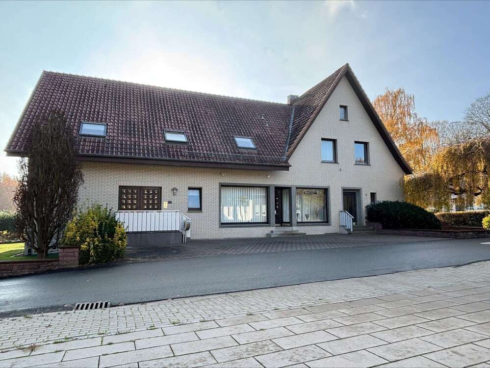 Thumbnail-Haus zum Kaufen in Bad Oeynhausen 492.000,00 € 280 m²