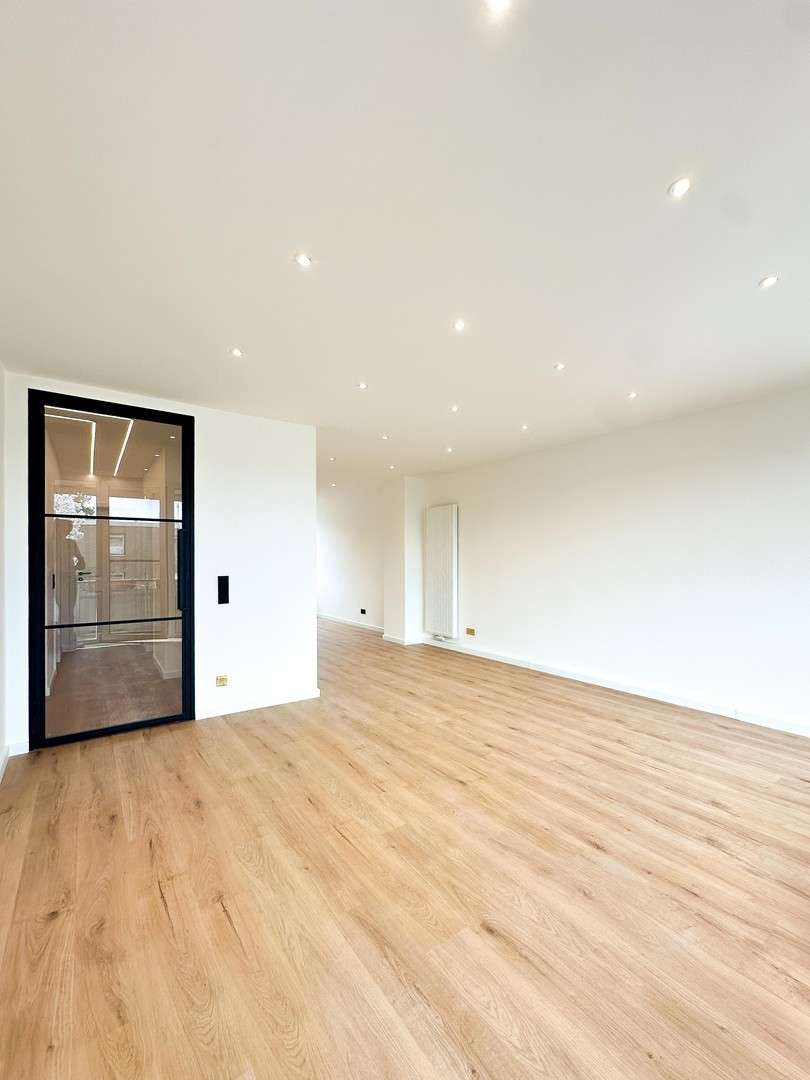 Thumbnail-Wohnung zum Kaufen in Düsseldorf 259.000,00 € 74.15 m²