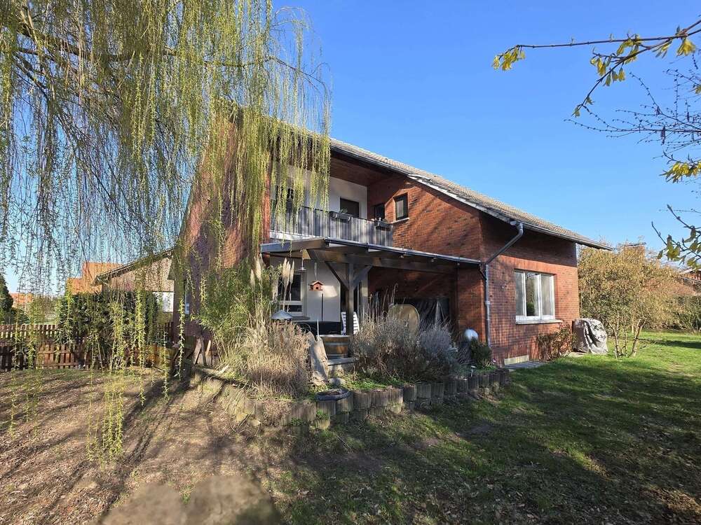 Thumbnail-Haus zum Kaufen in Petershagen 235.000,00 € 119.23 m²