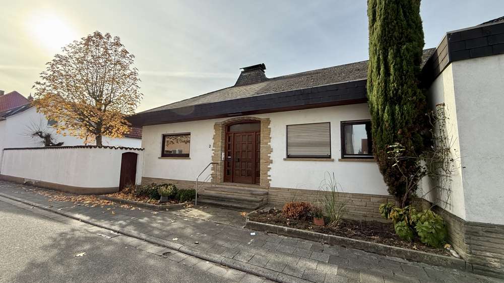 Thumbnail-Haus zum Kaufen in Schifferstadt 495.000,00 € 145.29 m²