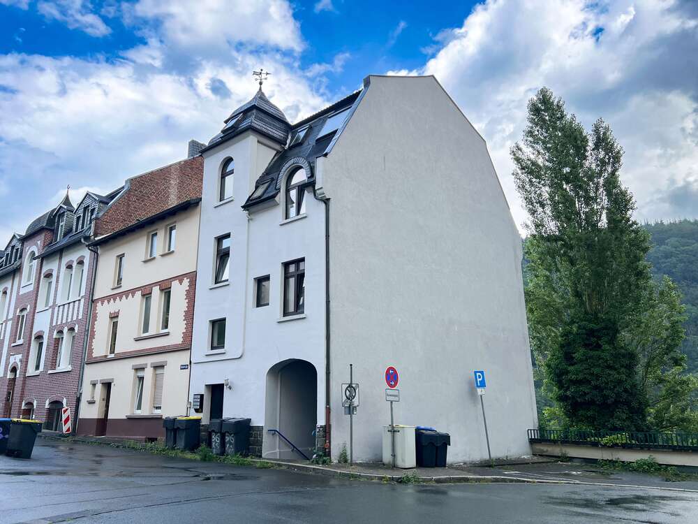 Thumbnail-Haus zum Kaufen in Altena 189.000,00 € 187 m²