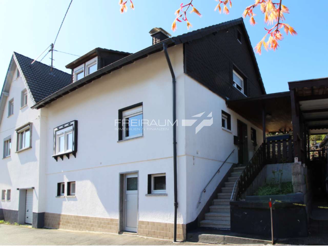 Thumbnail-Haus zum Kaufen in Niederfischbach 198.000,00 € 112 m²