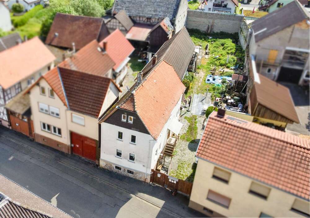 Thumbnail-Haus zum Kaufen in Wölfersheim 399.000,00 € 283 m²