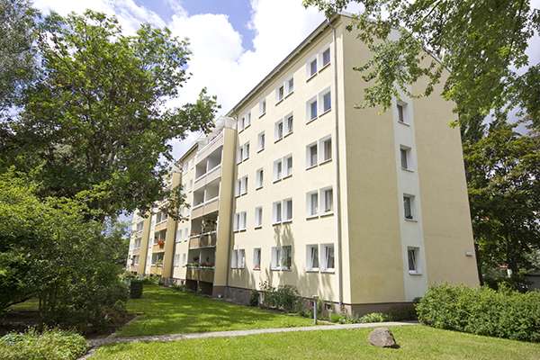 Thumbnail-Wohnung zum Mieten in Halle (Saale) 331,00 € 47.15 m²