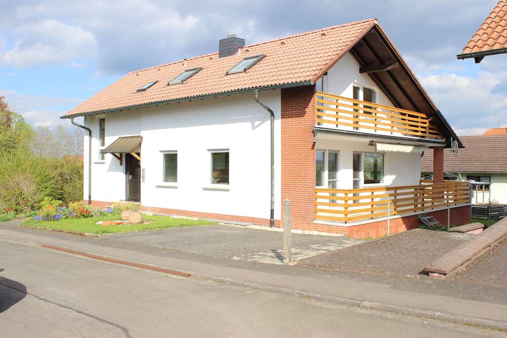 Thumbnail-Haus zum Kaufen in Romrod-Stadtteil 365.000,00 € 165 m²