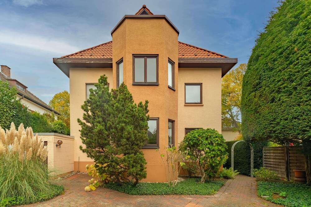 Thumbnail-Haus zum Kaufen in Mannheim 935.000,00 € 231 m²