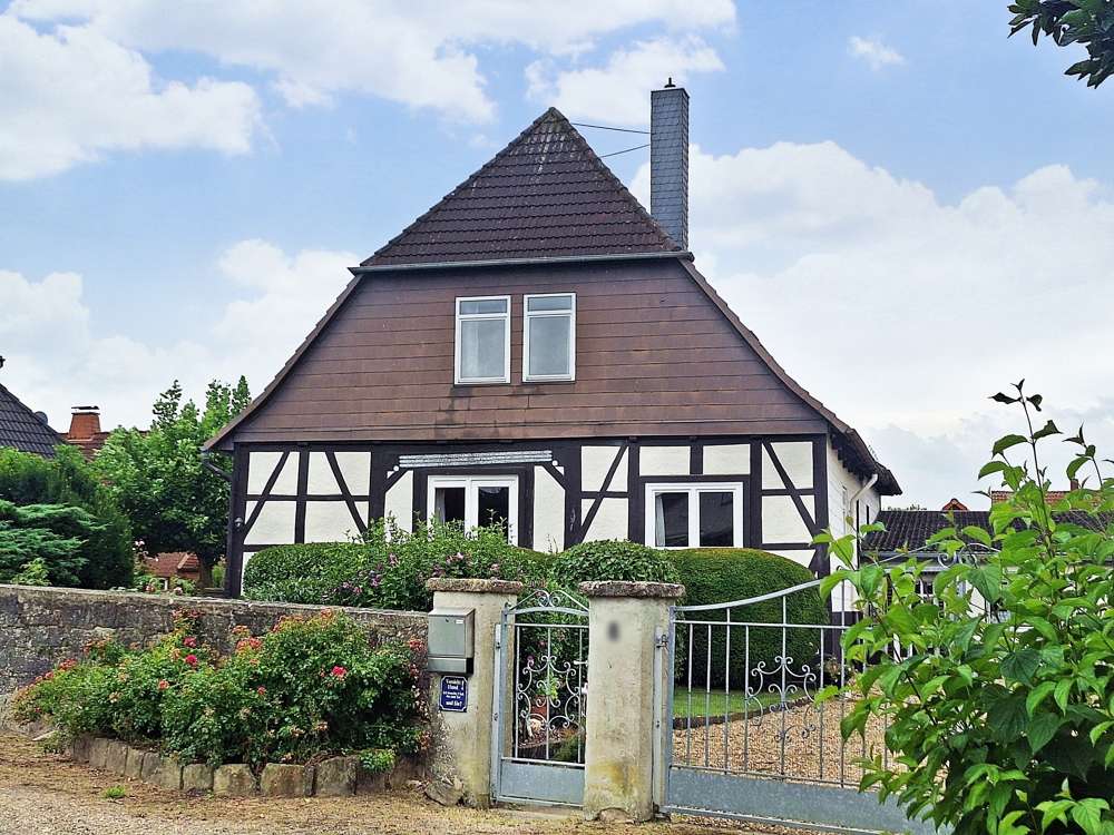 Thumbnail-Haus zum Kaufen in Nordstemmen Adensen 345.000,00 € 367.05 m²