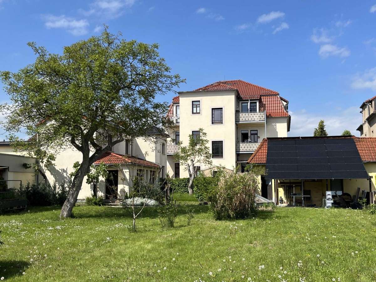 Thumbnail-Haus zum Kaufen in Radebeul 998.000,00 € 500 m²