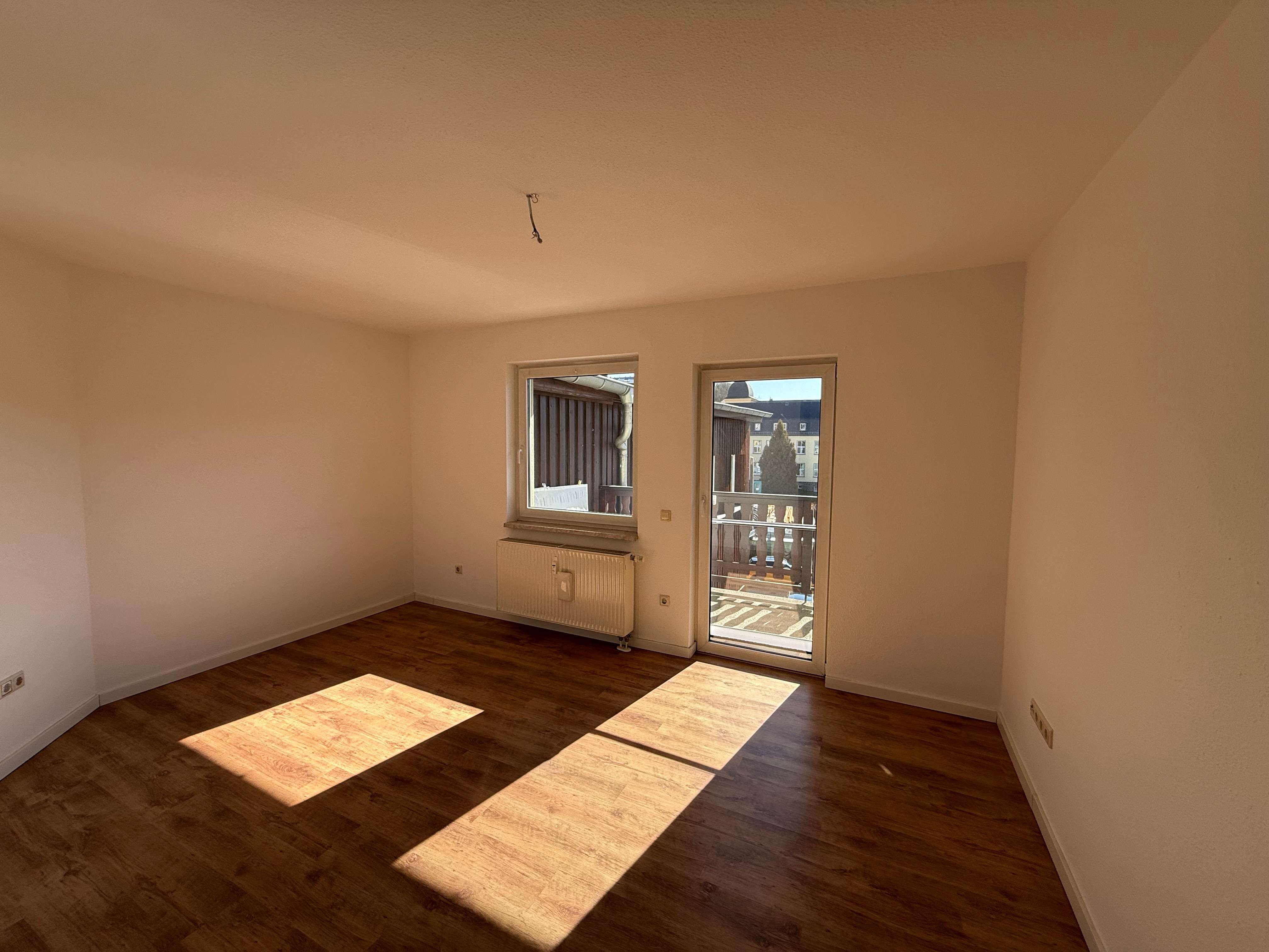 Thumbnail-Wohnung zum Mieten in Greiz 318,00 € 60 m²