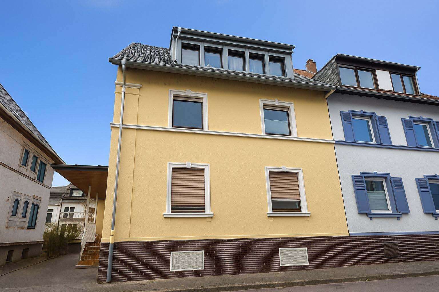 Thumbnail-Haus zum Kaufen in Mannheim 949.000,00 € 242 m²