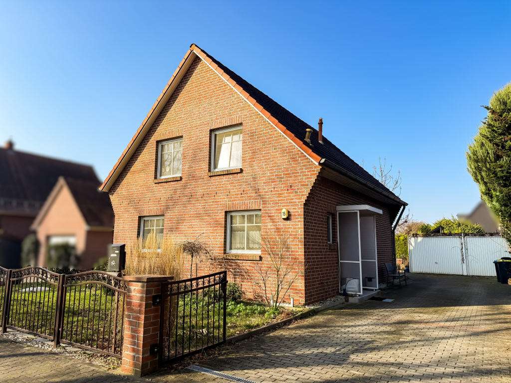 Thumbnail-Wohnung zum Kaufen in Röderaue 220.000,00 € 102.13 m²