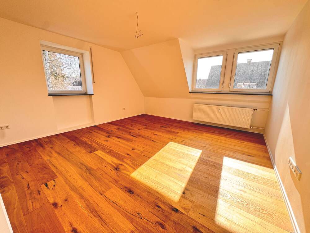 Thumbnail-Wohnung zum Kaufen in Burgthann 299.000,00 € 95.13 m²