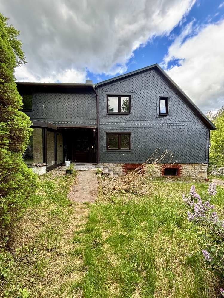 Thumbnail-Haus zum Kaufen in Schalkau 130.000,00 € 178 m²