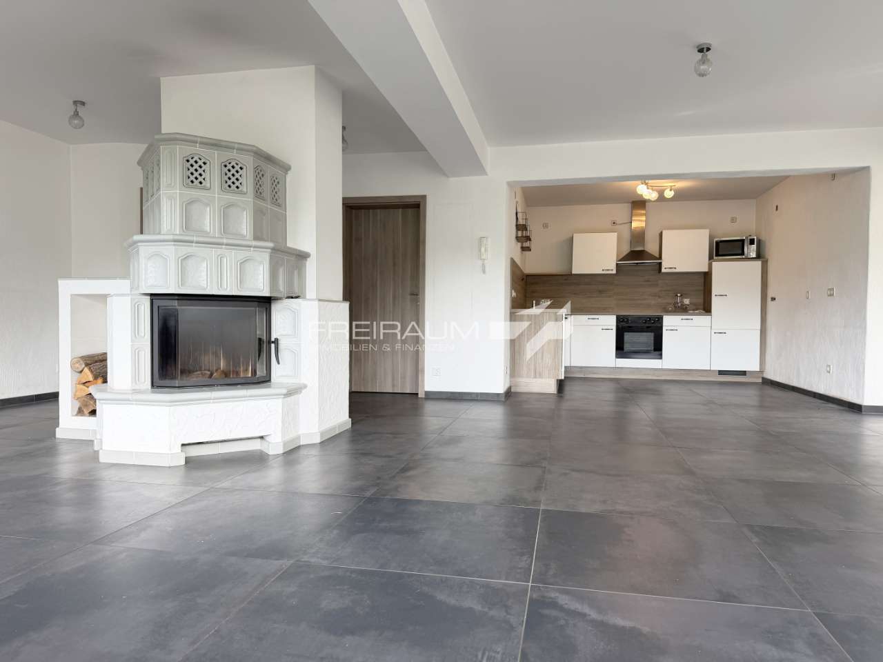 Thumbnail-Wohnung zum Mieten in Netphen Dreis-Tiefenbach 1.050,00 € 118 m²