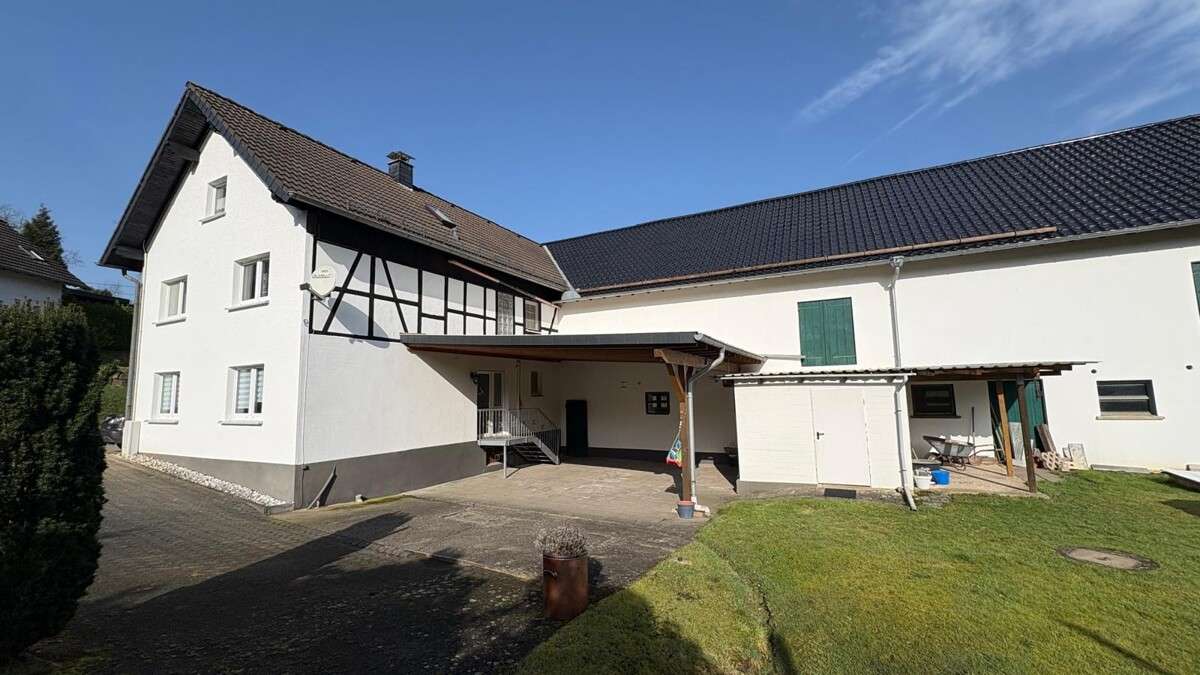 Thumbnail-Haus zum Kaufen in Lindlar 635.000,00 € 160 m²