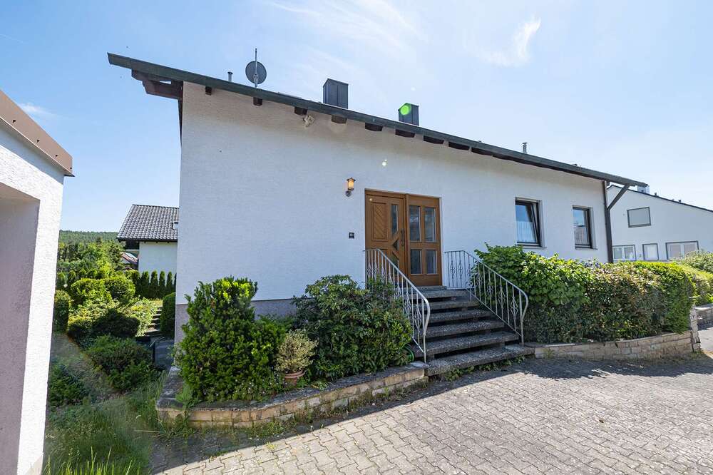 Thumbnail-Haus zum Kaufen in Pettstadt 395.000,00 € 160 m²