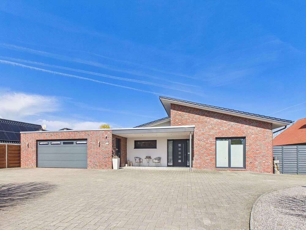 Thumbnail-Haus zum Kaufen in Zetel 675.000,00 € 150 m²