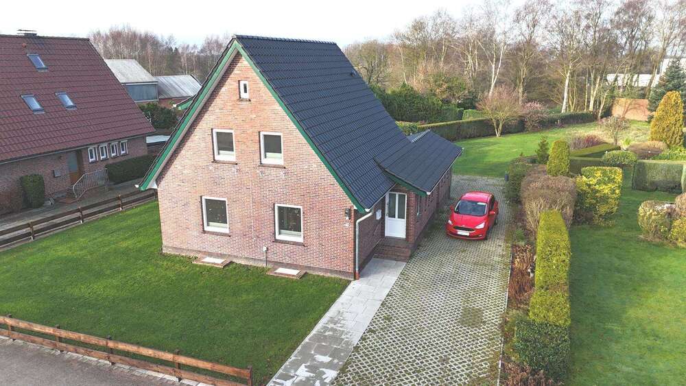 Thumbnail-Haus zum Kaufen in Varel 399.000,00 € 116.68 m²