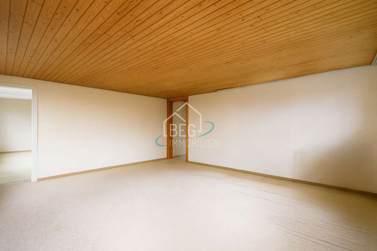 Thumbnail-Wohnung zum Kaufen in Oberrot Hohenhardtsweiler 129.000,00 € 123 m²