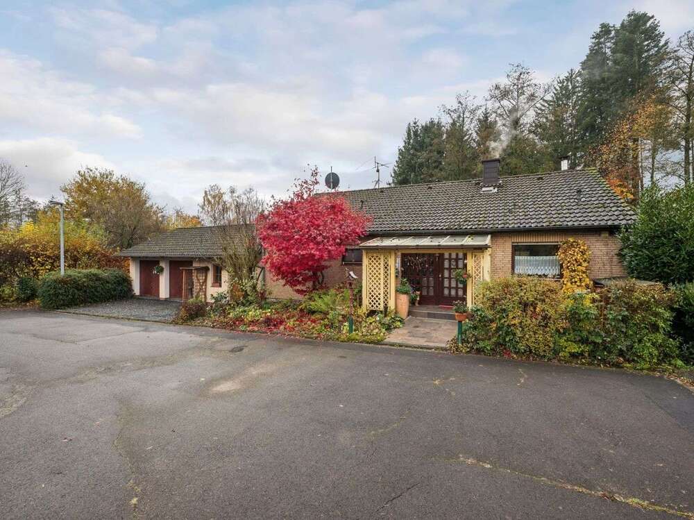 Thumbnail-Haus zum Kaufen in Much 580.000,00 € 205 m²