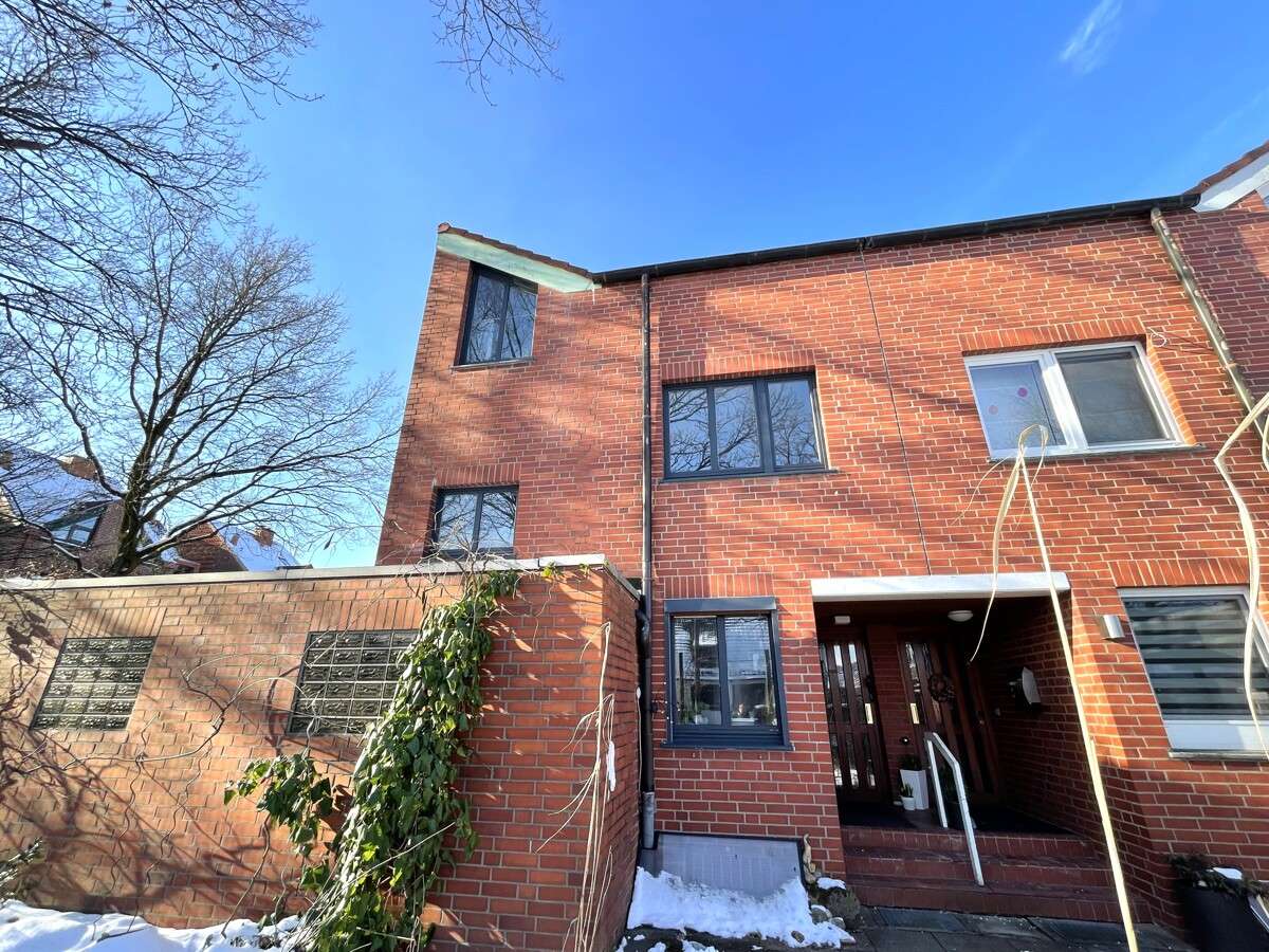 Thumbnail-Haus zum Kaufen in Norderstedt 549.000,00 € 152.99 m²
