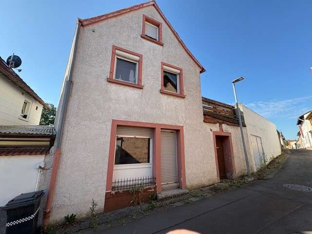 Thumbnail-Haus zum Kaufen in Obrigheim 159.000,00 € 152 m²