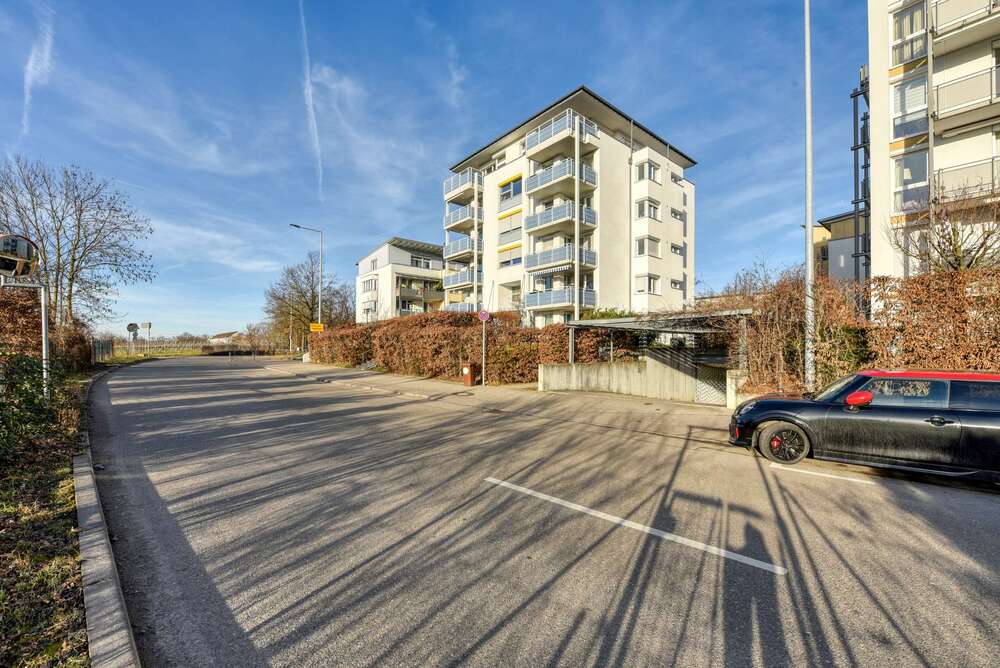 Thumbnail-Wohnung zum Kaufen in Stuttgart-Bad CannstattBurgholzhof 425.000,00 € 87.6 m²