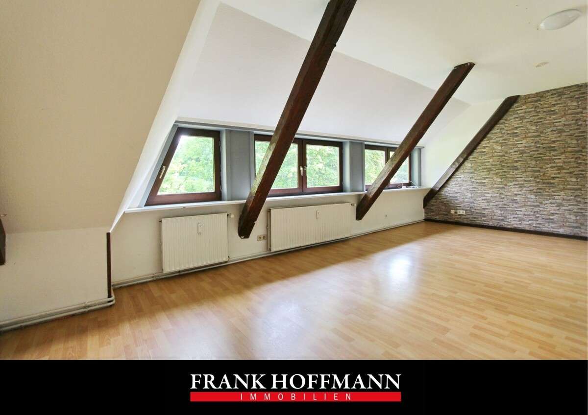 Thumbnail-Wohnung zum Mieten in Hoisdorf 1.290,00 € 118.65 m²
