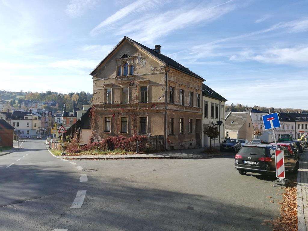 Thumbnail-Haus zum Kaufen in Markneukirchen 10.000,00 € 150 m²