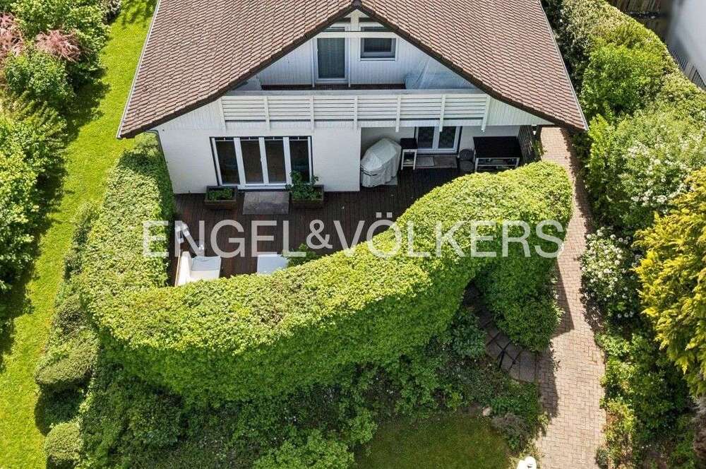 Thumbnail-Haus zum Kaufen in Oberursel (Taunus) 1.190.000,00 € 179 m²