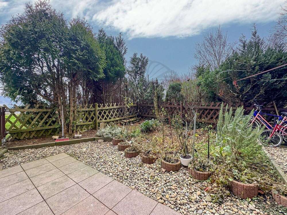 Thumbnail-Wohnung zum Kaufen in Taunusstein 219.000,00 € 89 m²