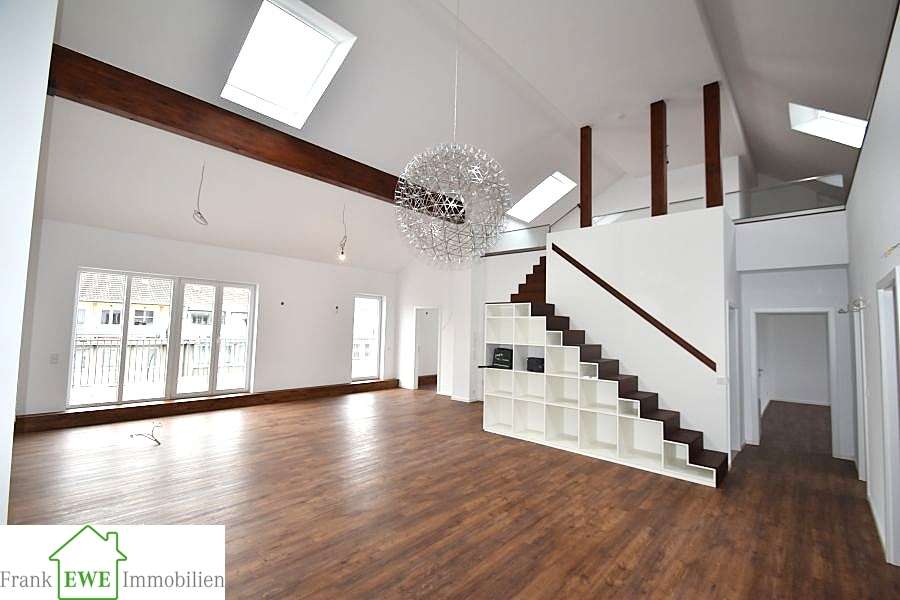 Thumbnail-Wohnung zum Mieten in Düsseldorf 3.900,00 € 123 m²