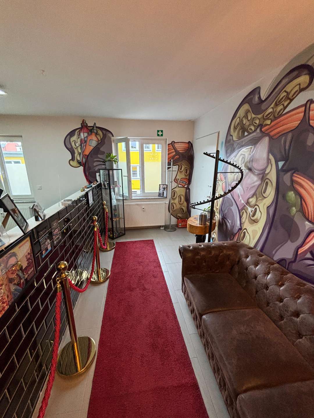 Thumbnail-Büro in Berlin 2.209,60 € 180 m²