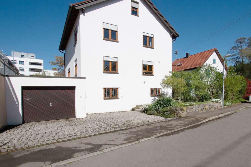 Thumbnail-Haus zum Kaufen in Sindelfingen 980.000,00 € 130 m²