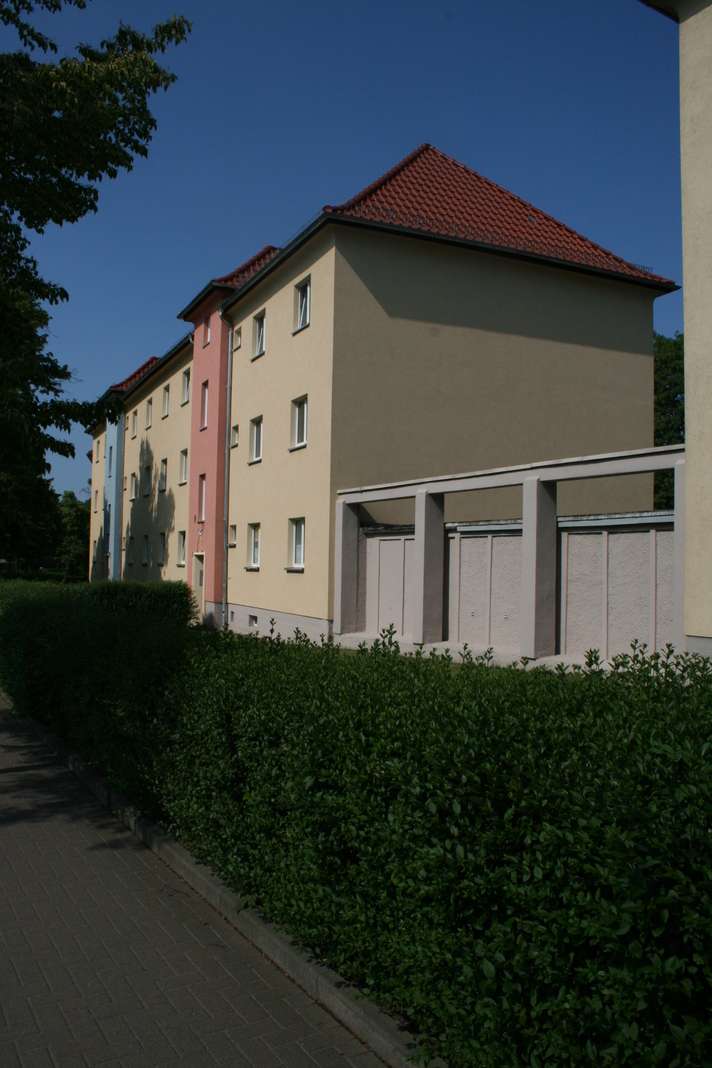 Thumbnail-Wohnung zum Mieten in Gera 265,68 € 43.2 m²