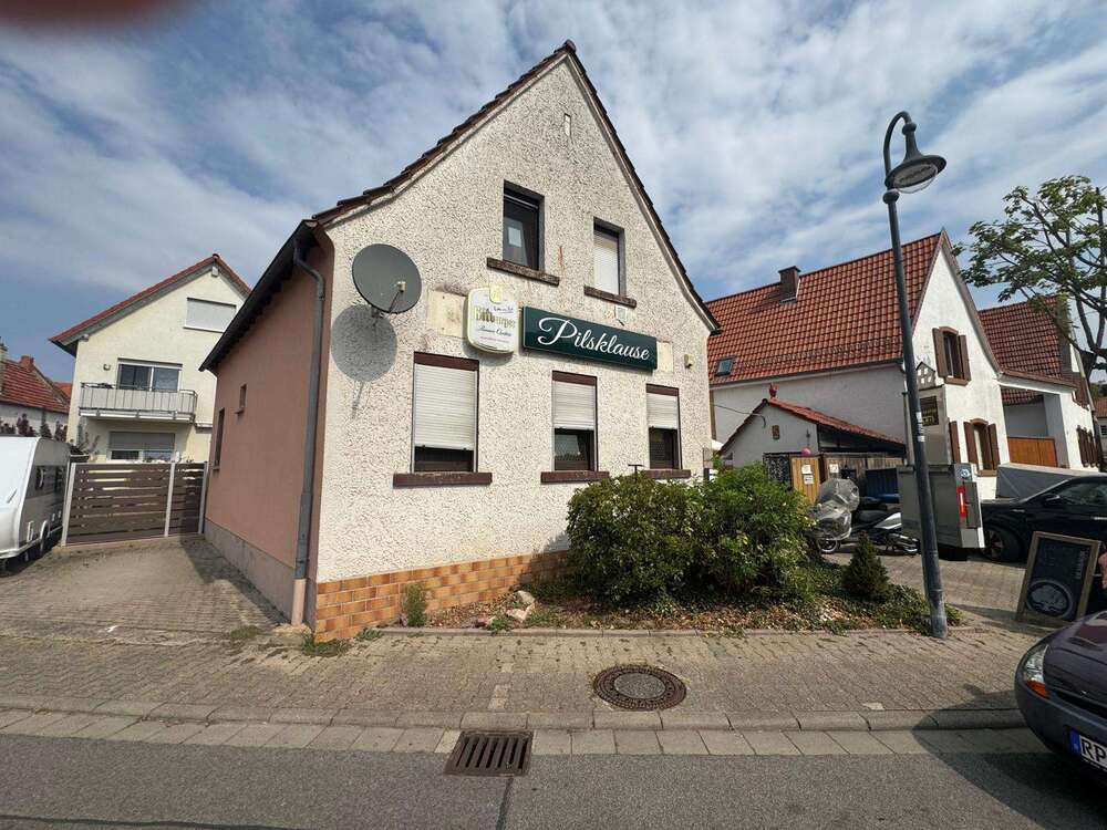 Thumbnail-Haus zum Kaufen in Mutterstadt 650.000,00 € 300 m²