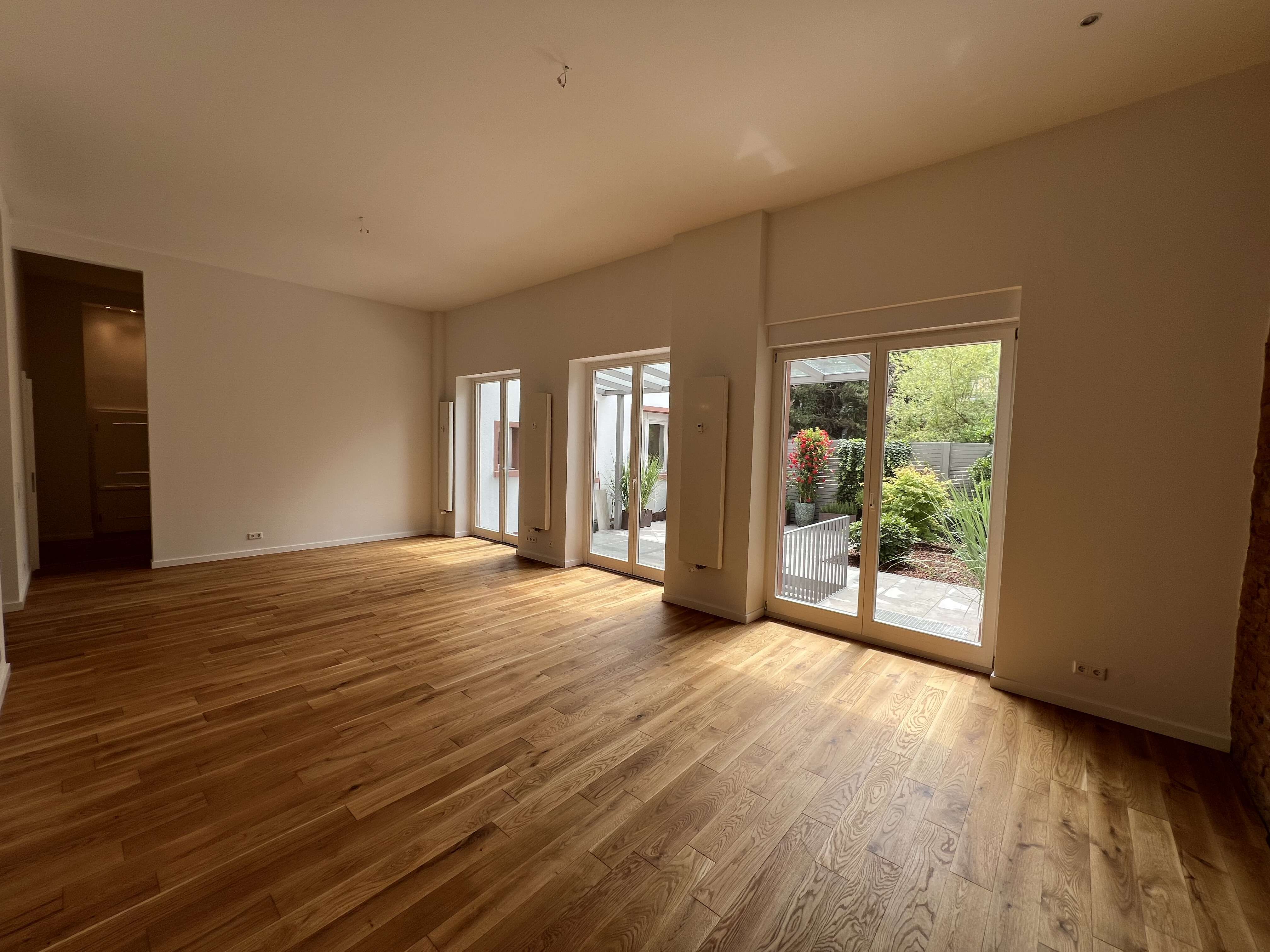 Thumbnail-Wohnung zum Mieten in Frankfurt am Main 5.700,00 € 260 m²