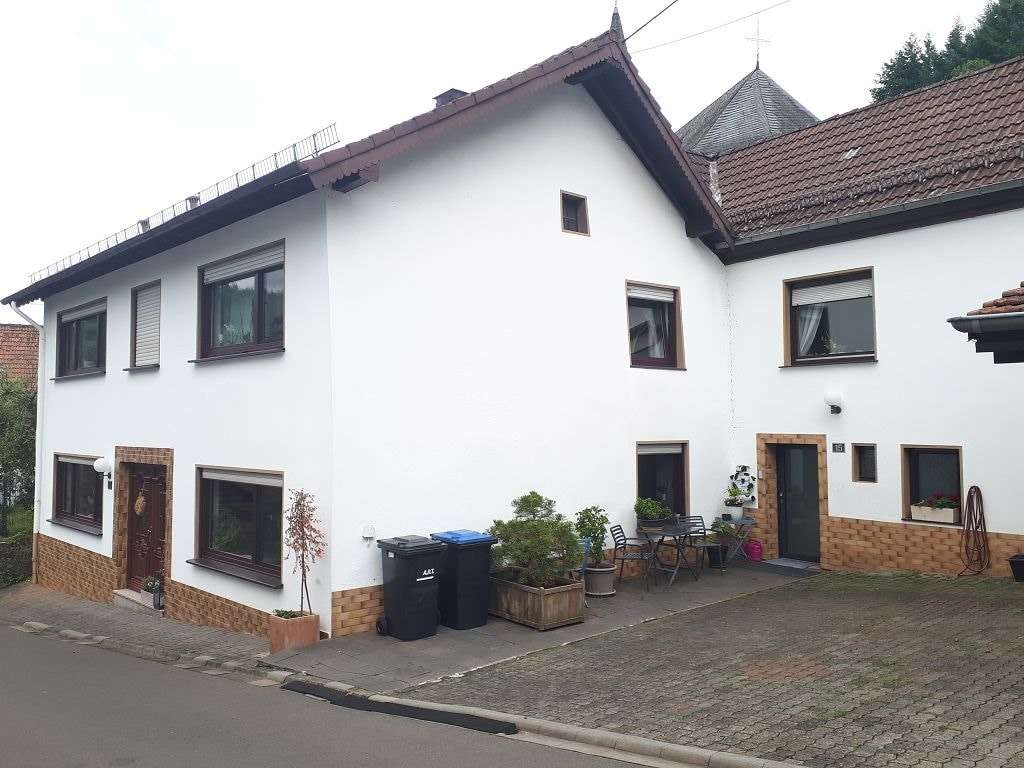 Thumbnail-Haus zum Kaufen in Gerolstein 295.000,00 € 192 m²