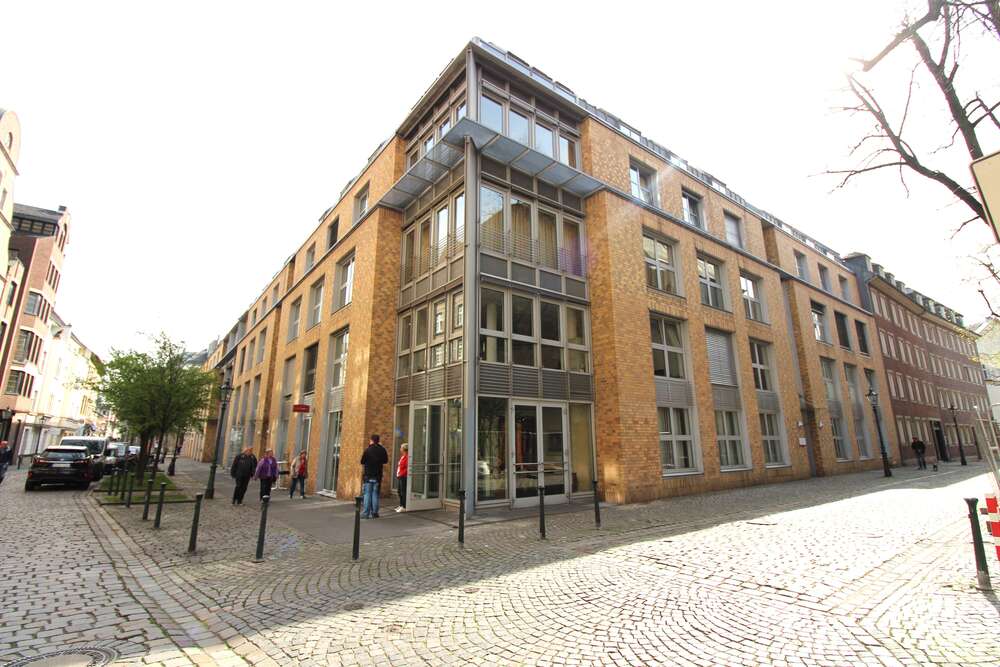 Thumbnail-Büro in Düsseldorf 5.000,00 € 354.85 m²