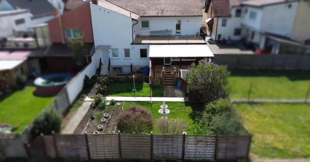 Thumbnail-Haus zum Kaufen in Heßheim 420.000,00 € 180 m²